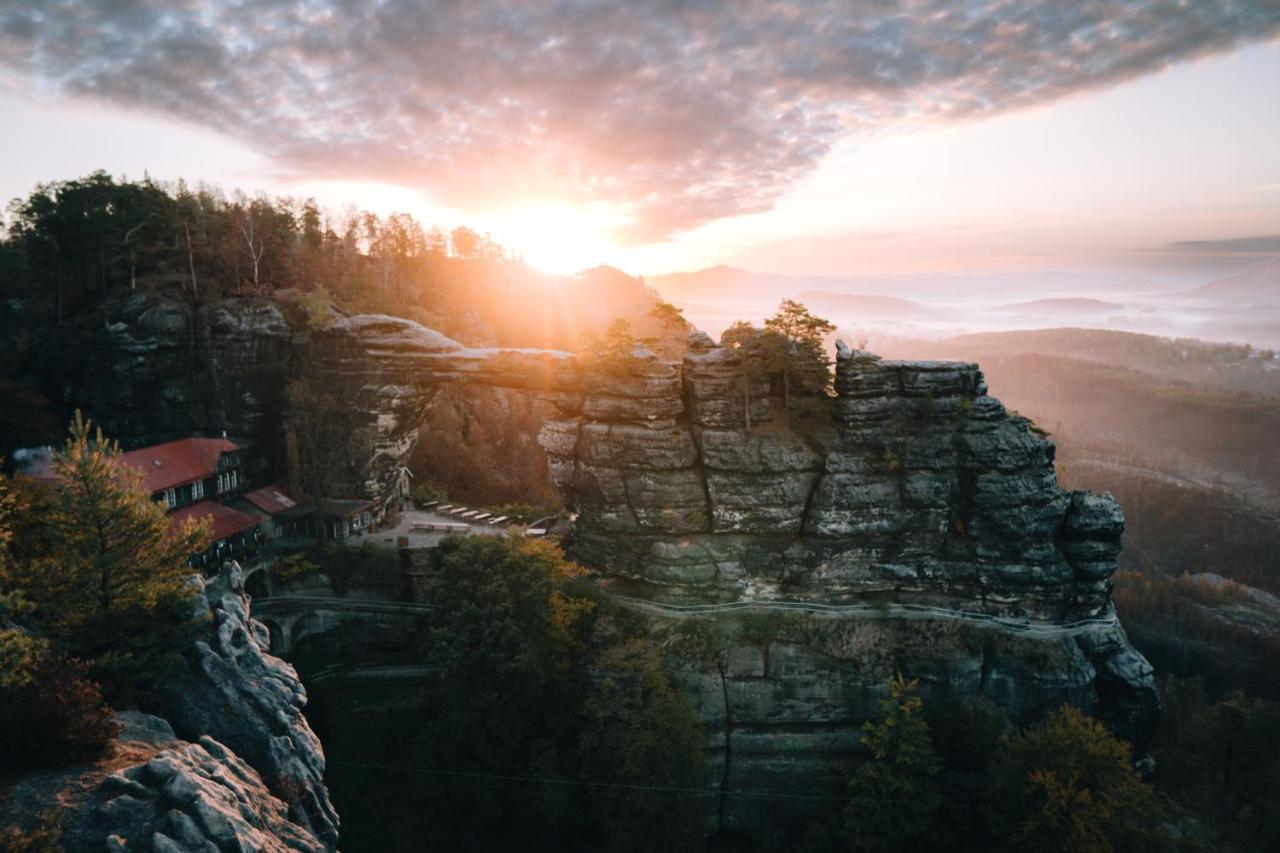 Penzion U Vyhlidky ชริบสกา ภายนอก รูปภาพ